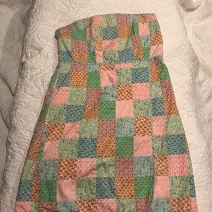 😍Bundle 2 for $30 Vineyard Vines Patchwork Strapless Dress